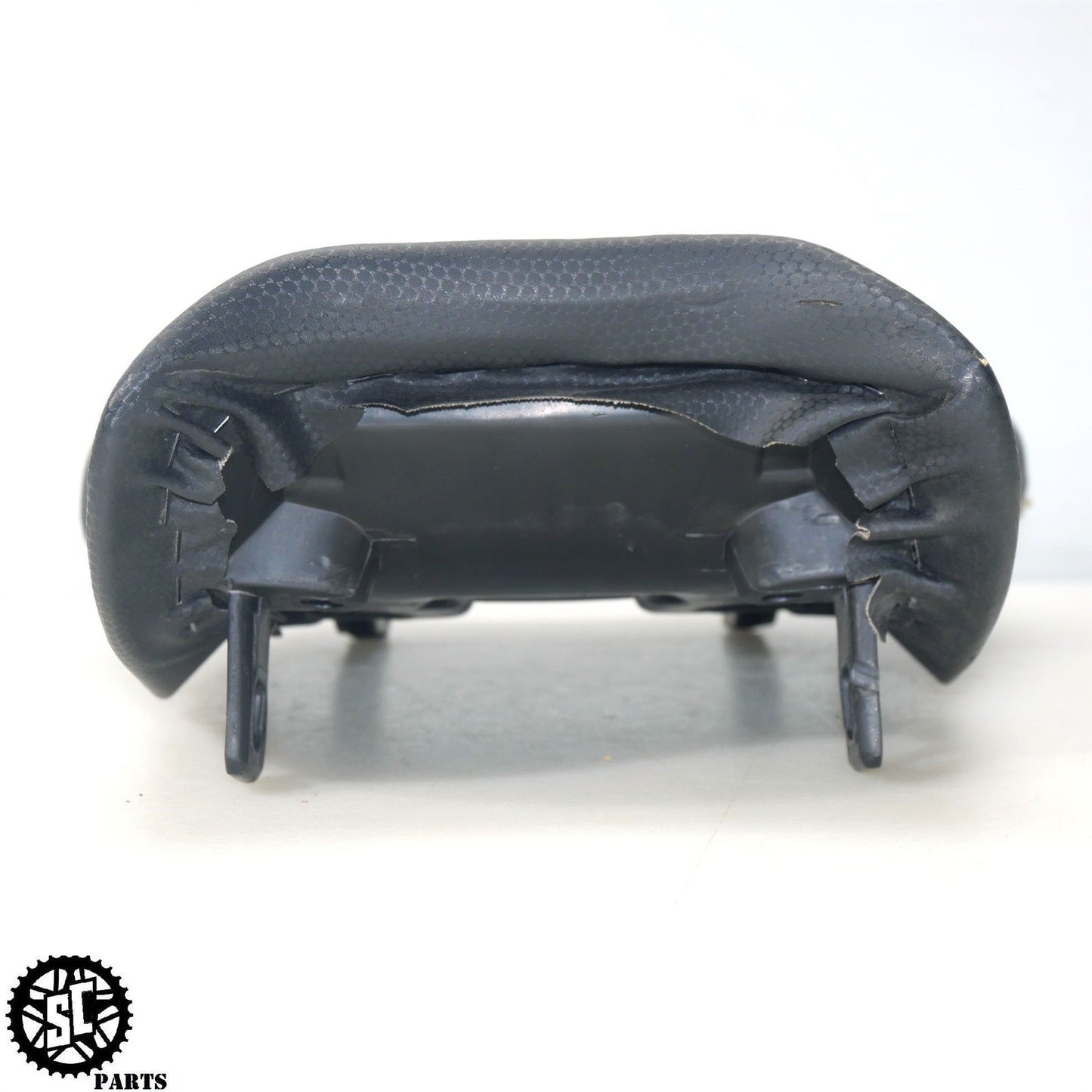 07 08 SUZUKI GSXR 1000 FRONT SEAT 45100-21H01-6BY S57