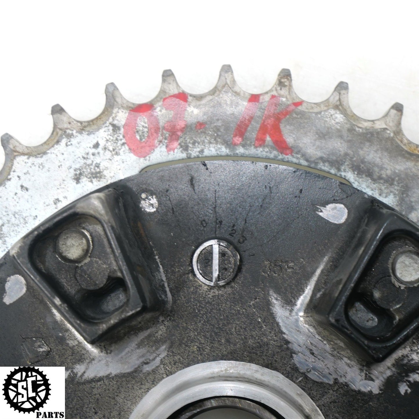 07 08 SUZUKI GSXR 1000 REAR SPROCKET HUB S57