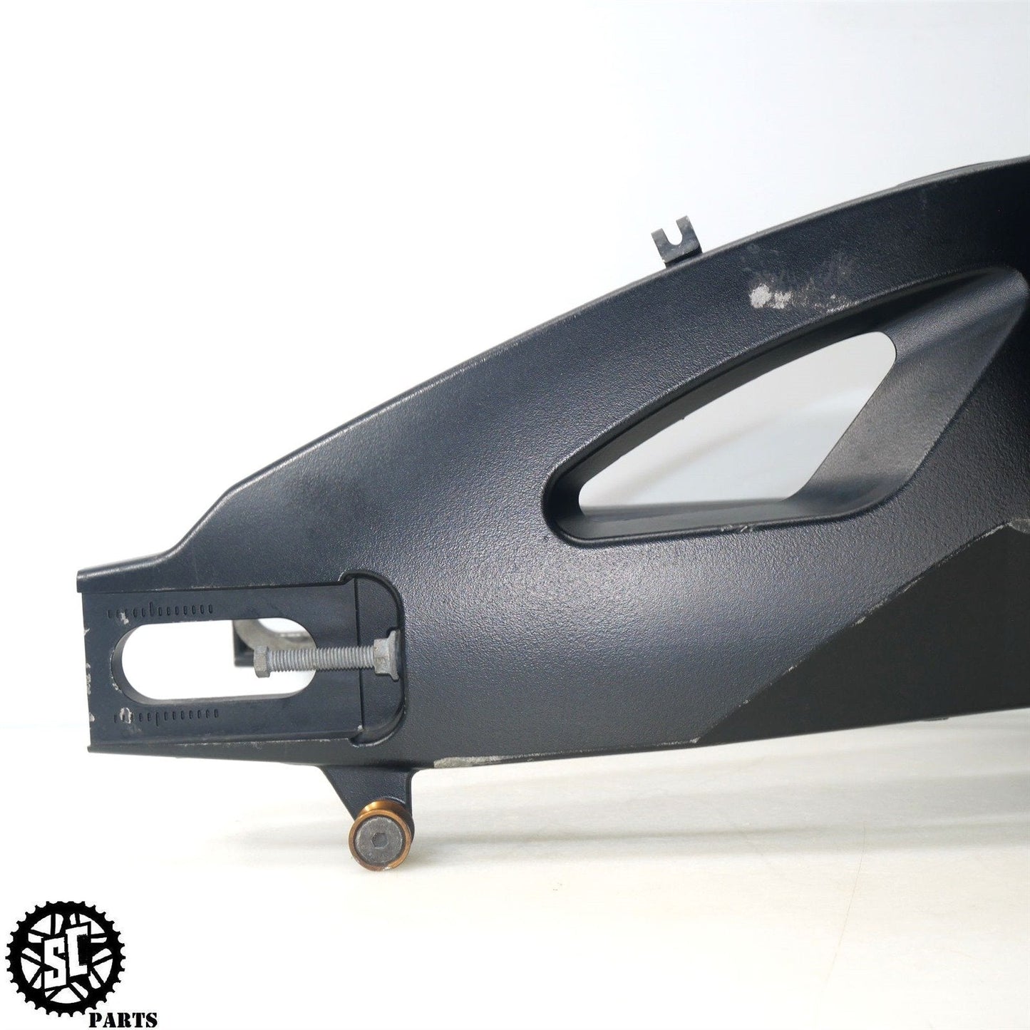 07 08 SUZUKI GSXR 1000 REAR SWINGARM S57