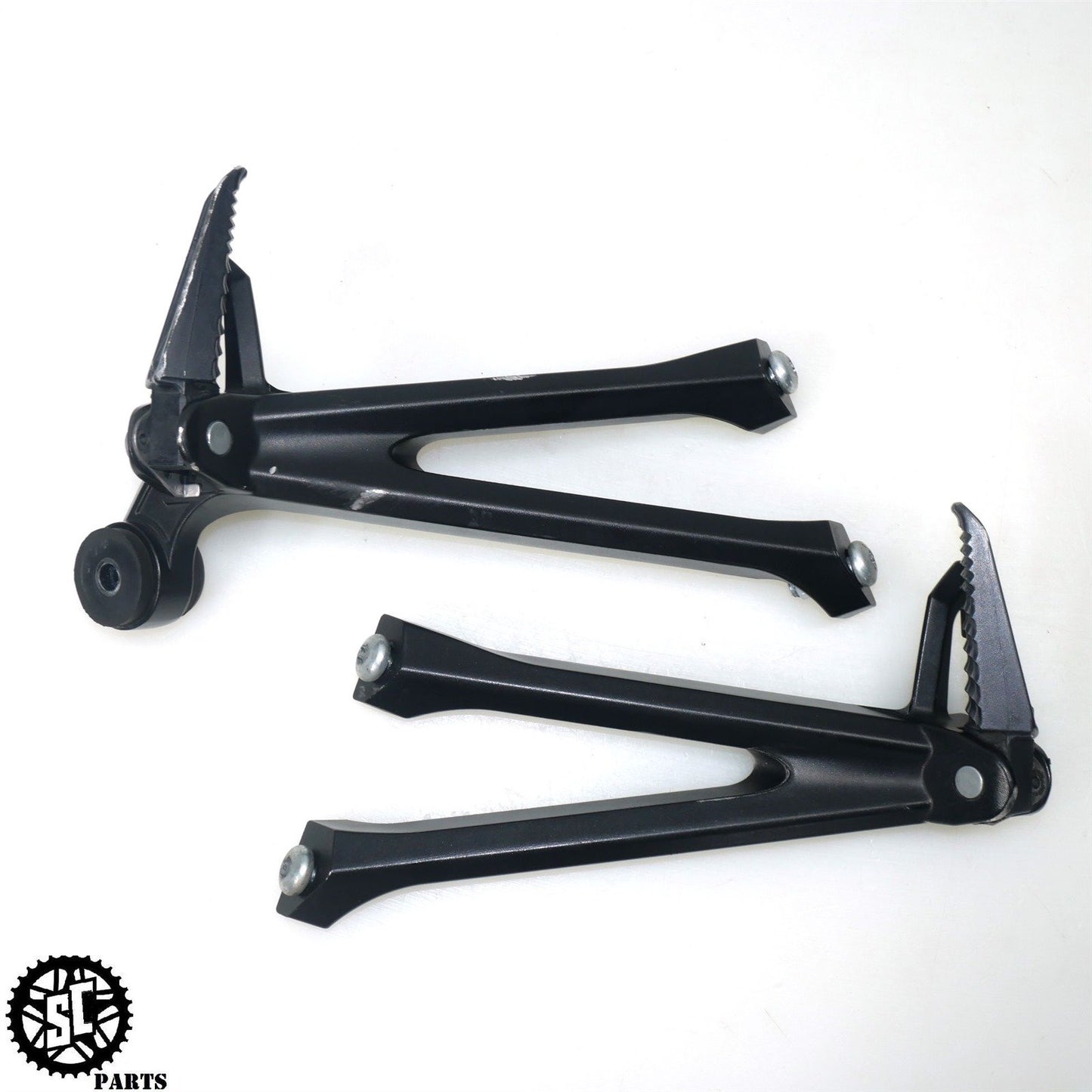 2022 2023 SUZUKI GSXR 600 750 REAR PASSENGER FOOT PEG S58