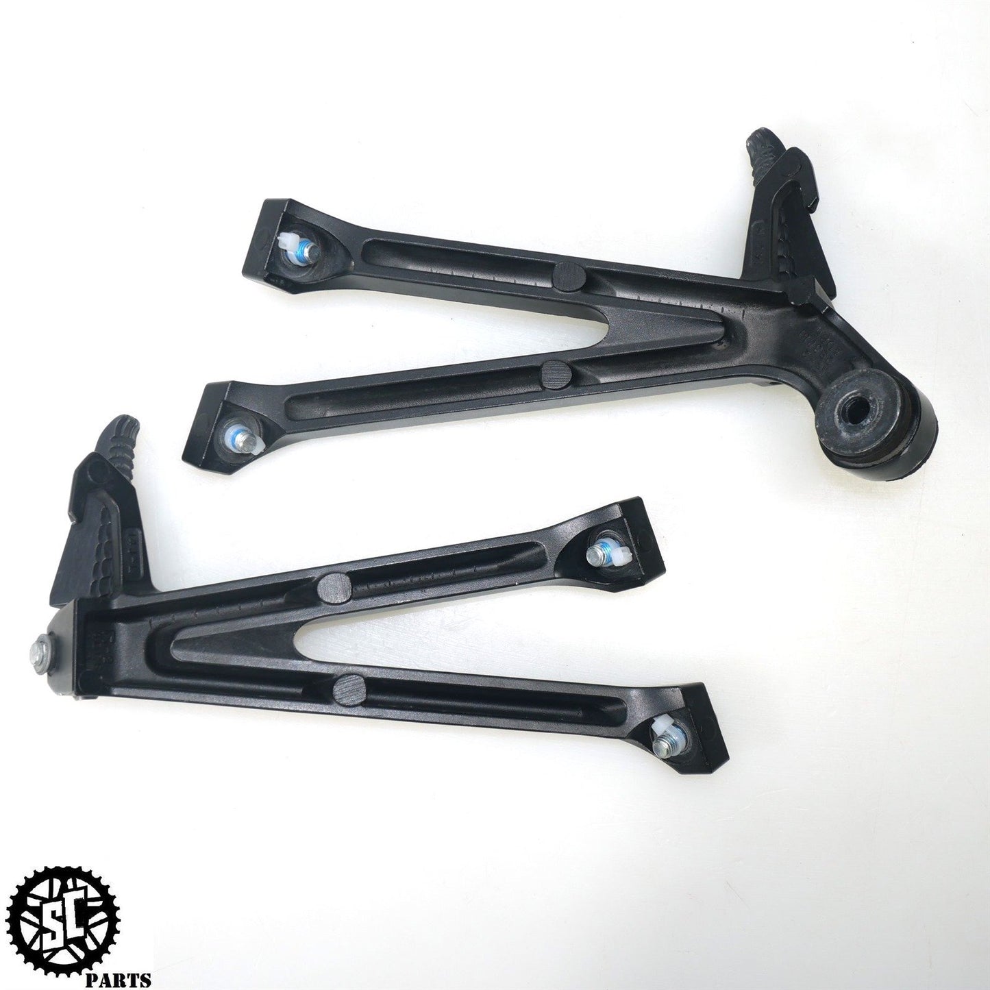 2022 2023 SUZUKI GSXR 600 750 REAR PASSENGER FOOT PEG S58