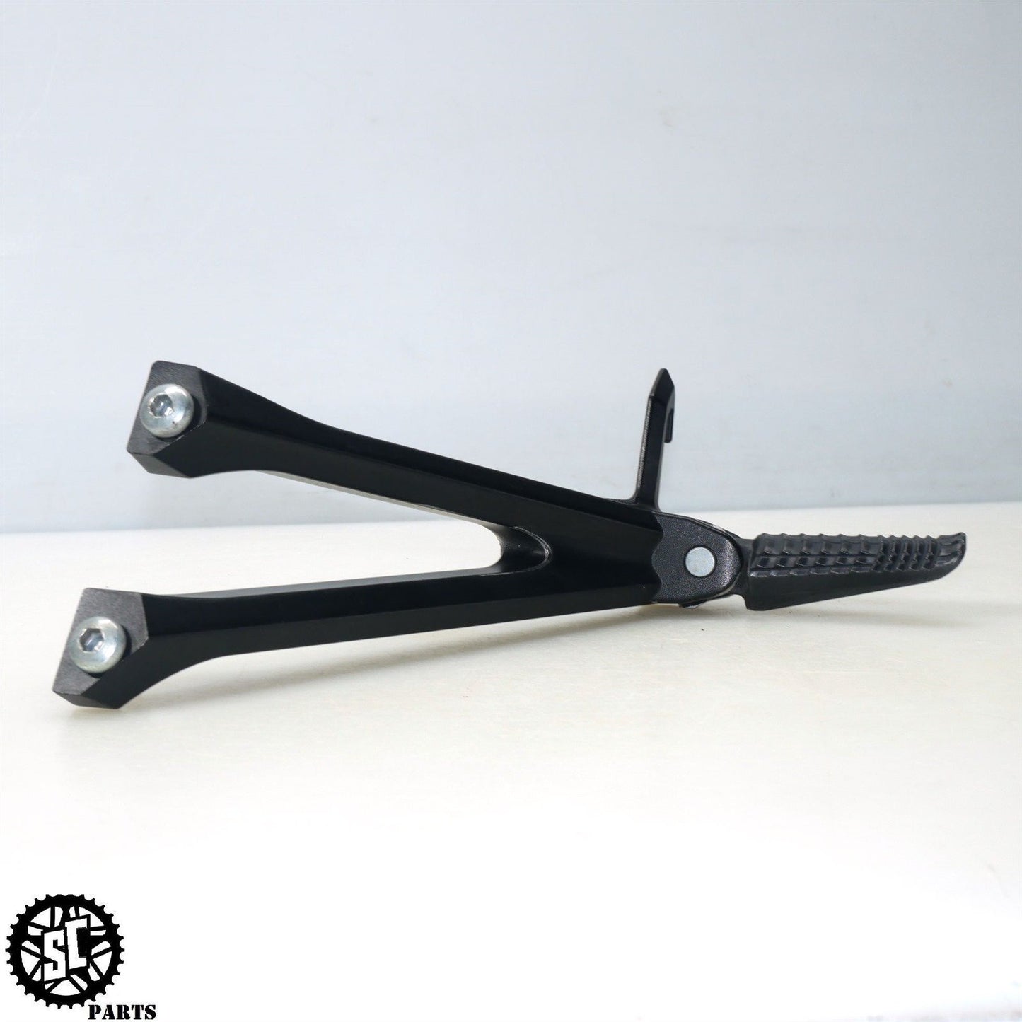 2022 2023 SUZUKI GSXR 600 750 REAR PASSENGER FOOT PEG S58