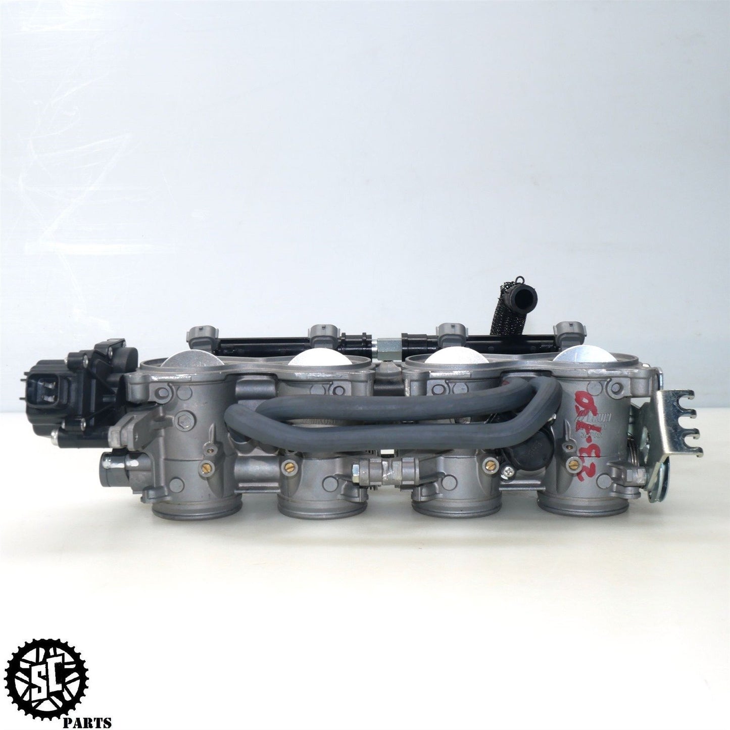 20-24 SUZUKI GSXR 750 THROTTLE BODIES S58