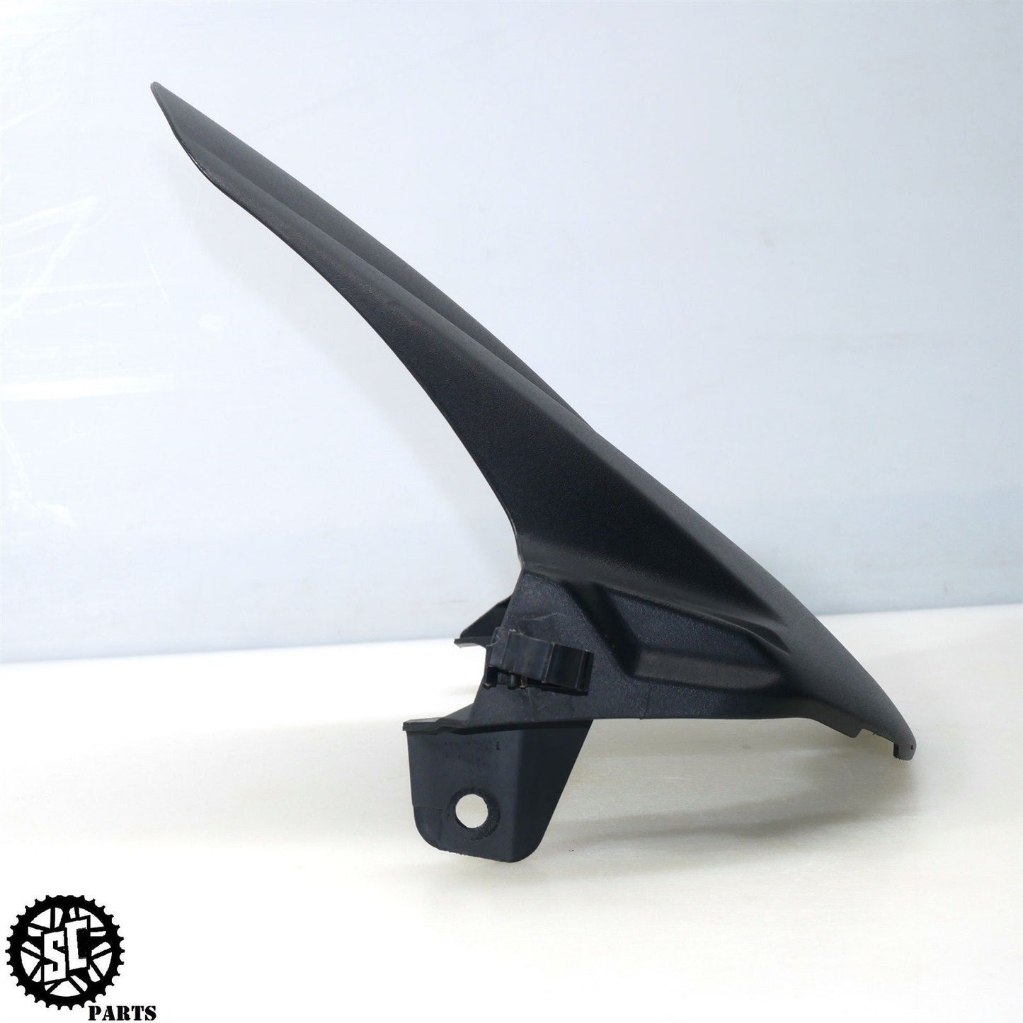 20-23 SUZUKI GSXR 600 750 REAR FENDER TIRE HUGGER S58