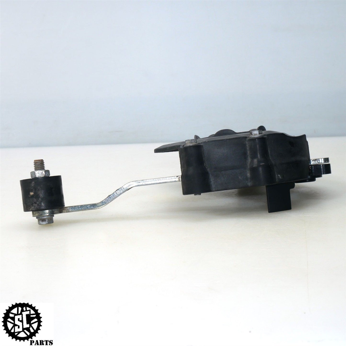 2010 KTM 990 ADVENTURE R COVER ROLLER GUIDE CHAIN GUARD 60032063000 KT10