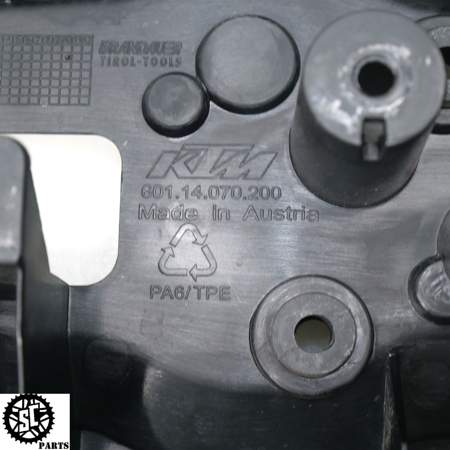 2010 KTM 990 ADVENTURE R SPEEDOMETER BRACKET INSTRUMENT COVER 60114070200 KT10