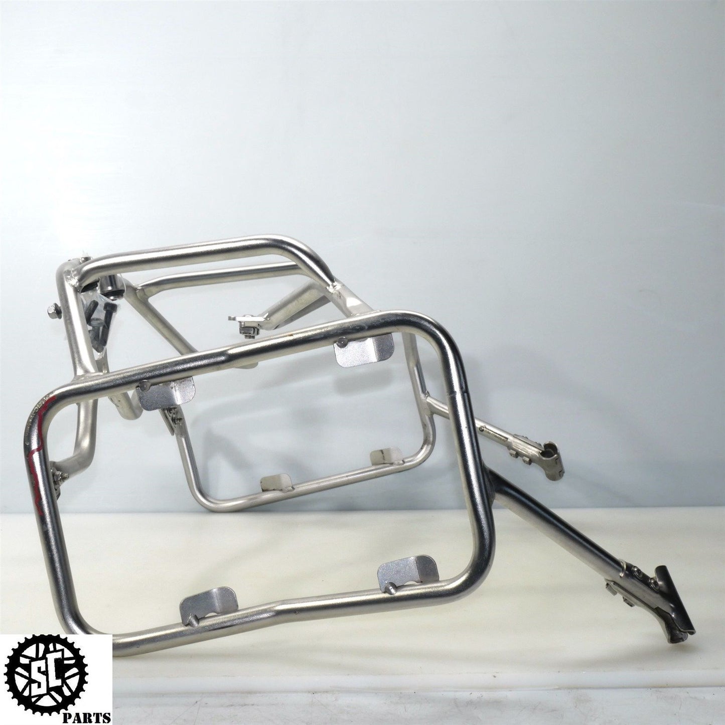 13-18 BMW F800GS PANNIER LUGGAGE RACK ALUMINIUM BRACKET 4654854391802 B26