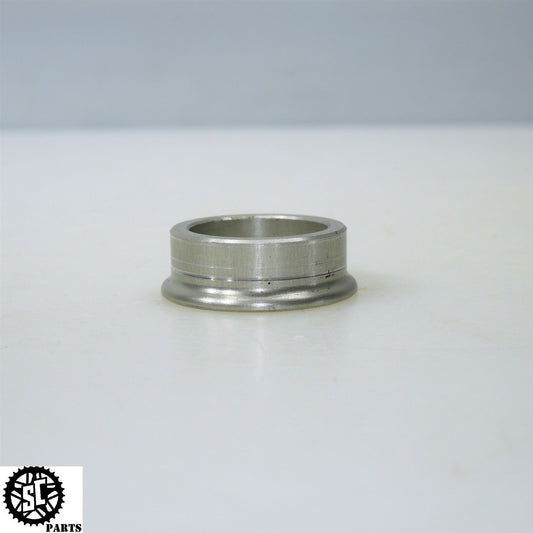 07 08 SUZUKI GSXR 1000 FRONT WHEEL AXLE SPACER S73