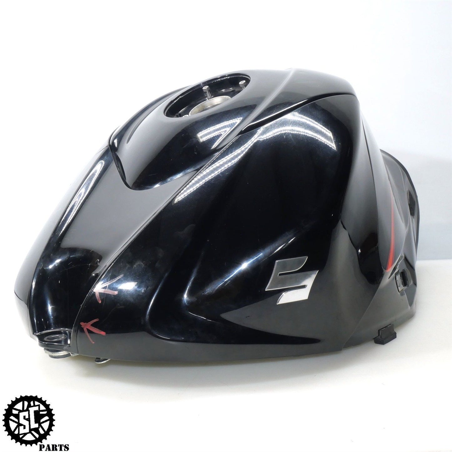 07 08 SUZUKI GSXR 1000 FUEL GAS TANK S73