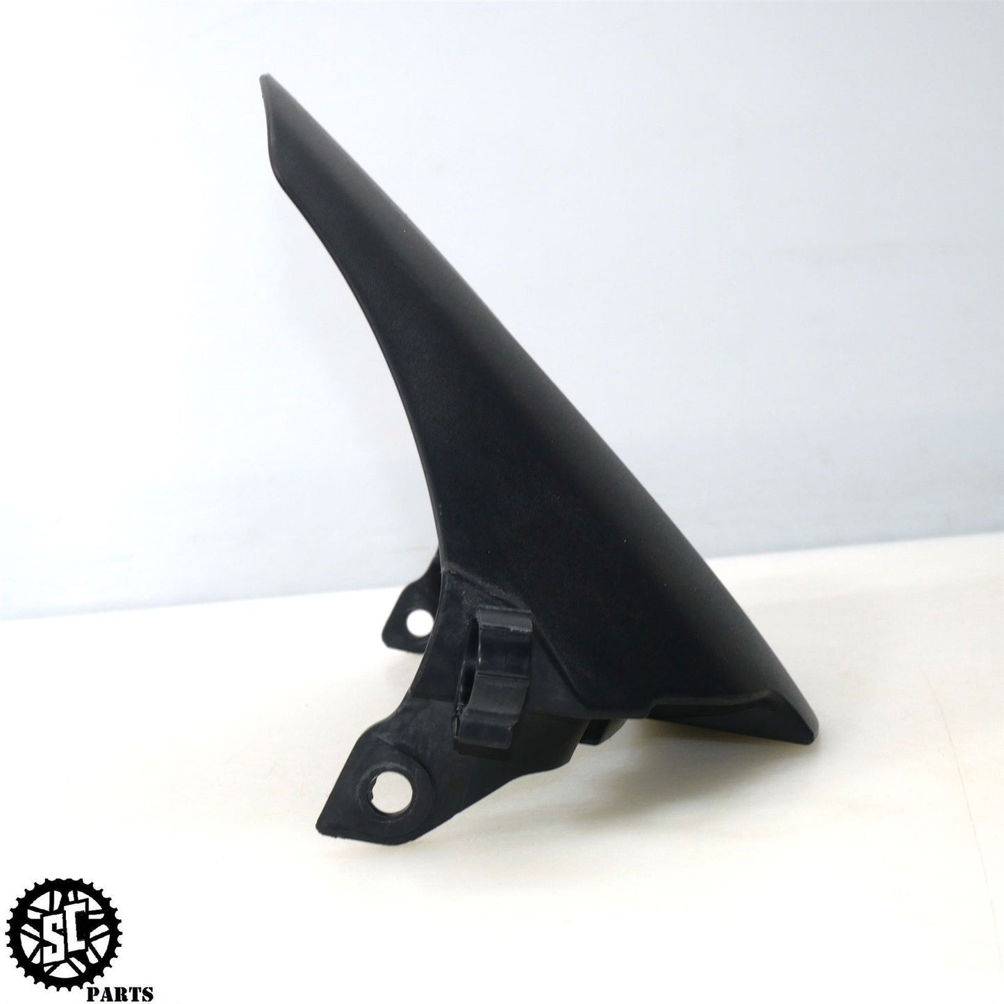 07 08 SUZUKI GSXR 1000 REAR FENDER TIRE HUGGER MUD GUARD S73 63114-41G00-291