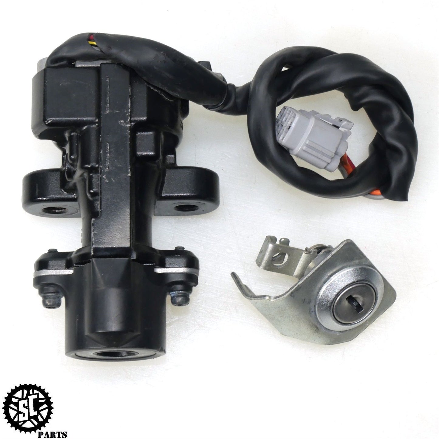 08 09 SUZUKI GSXR 600 LOCK SET IGNITION SWITCH S45