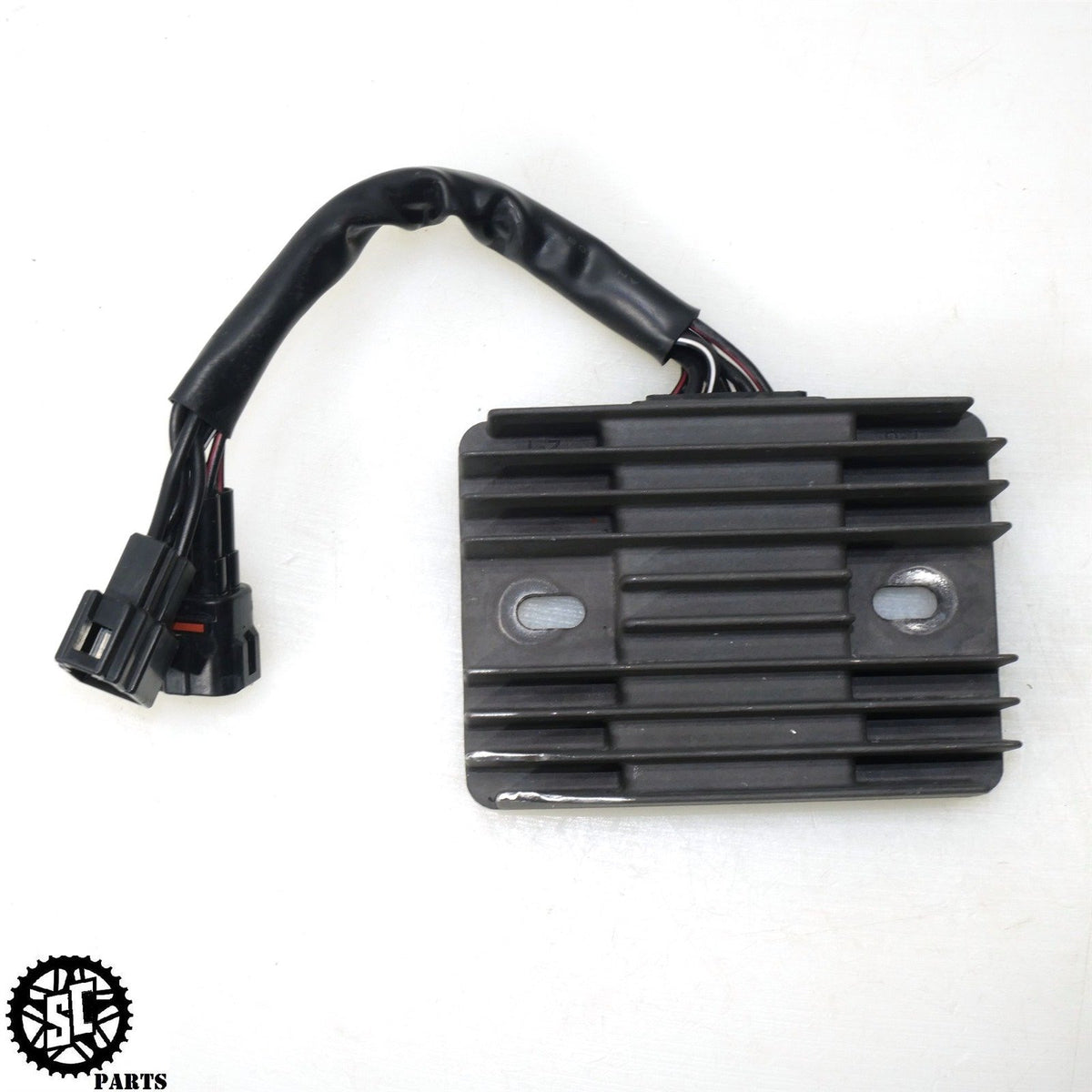 WOOSTAR 4 Pin 12V Voltage Regulator Rectifier Replacement for 2000-2005 WOOSTAR 4 Pin 12V Voltage Regulator Rectifier Replacement for 2000-2005
