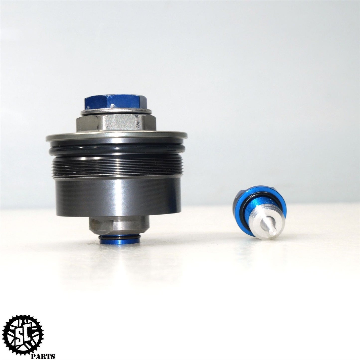 08 09 SUZUKI GSXR 600 FRONT FORK TUBE PRE LOAD ADJUSTER CAP VALVE S45