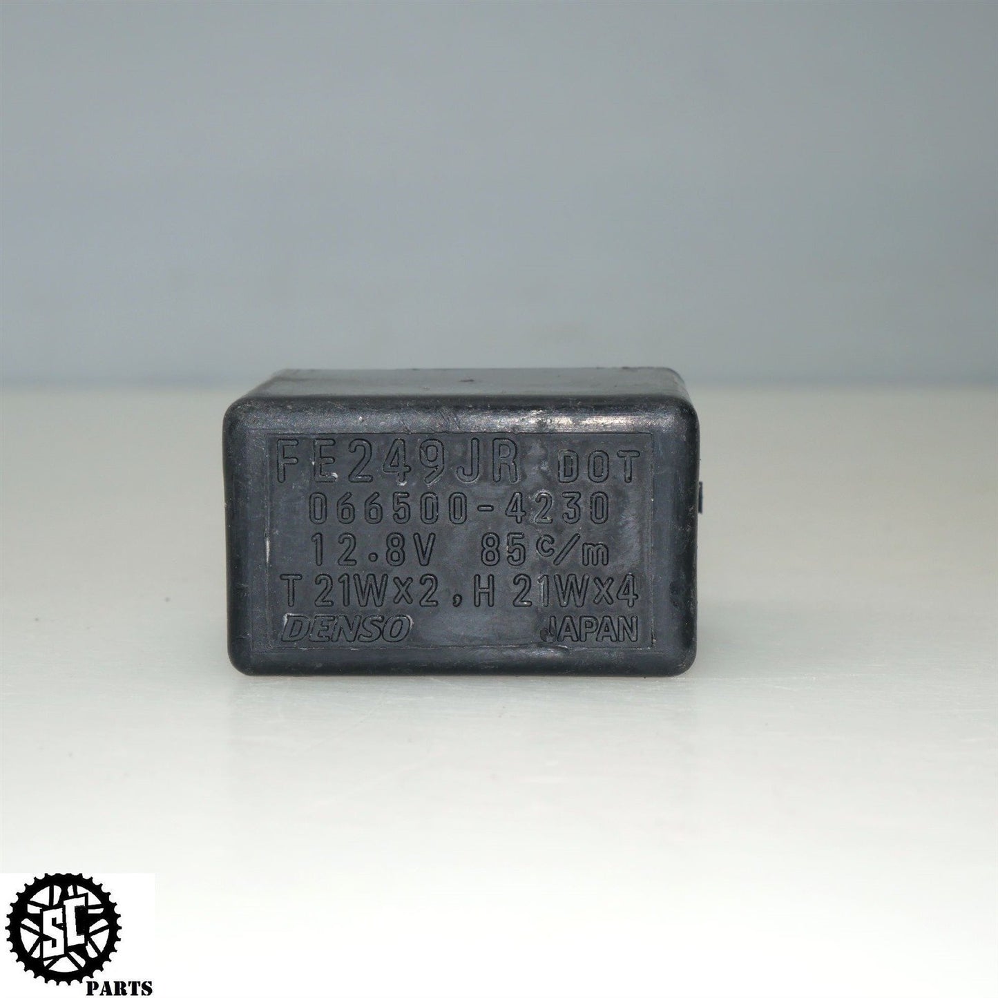 08 09 SUZUKI GSXR 600 FLASHER RELAY S45