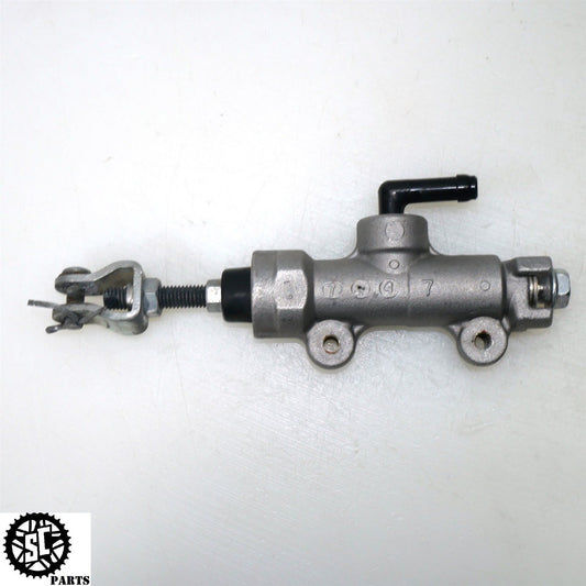 08 09 SUZUKI GSXR 600 REAR BRAKE MASTER CYLINDER S45