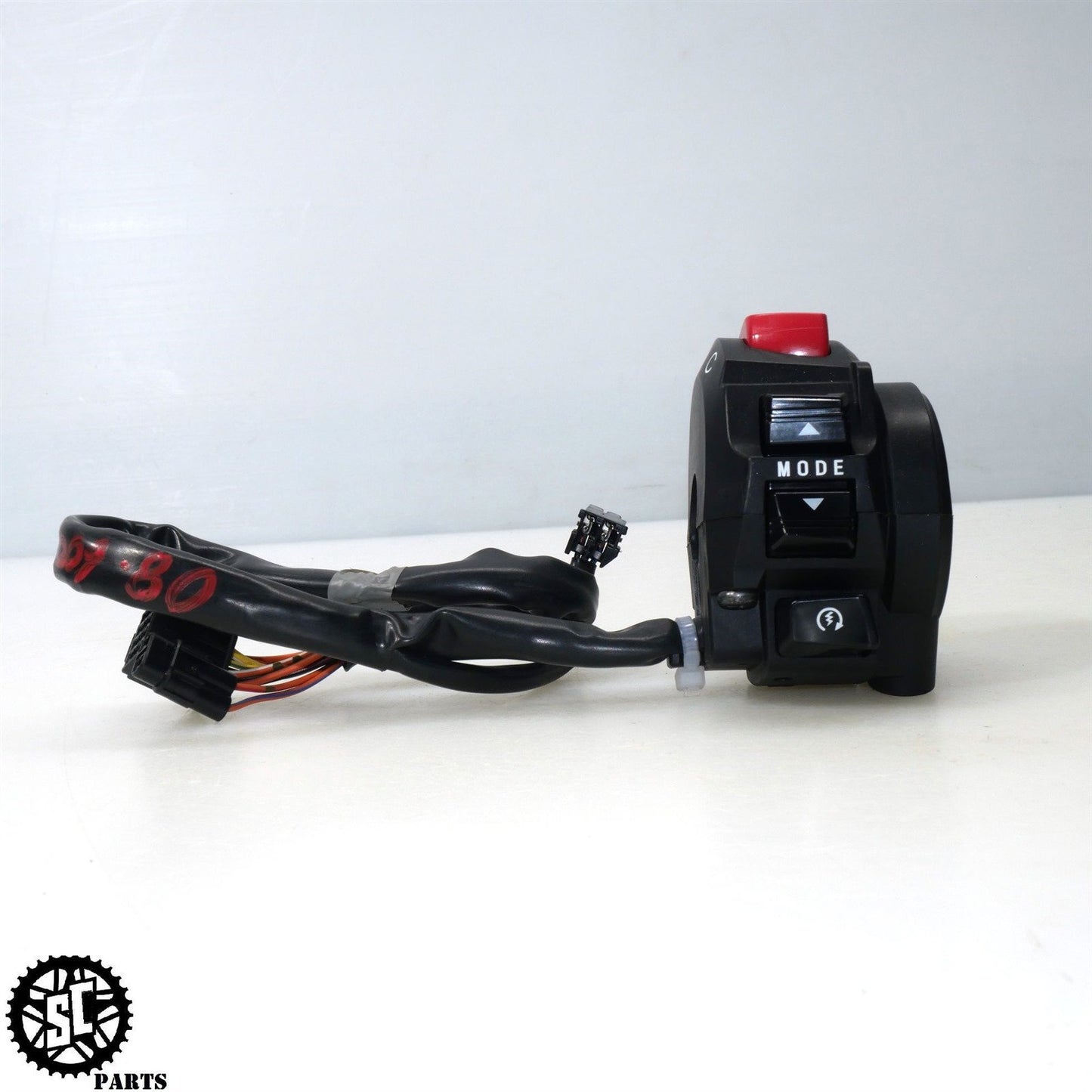 08 09 SUZUKI GSXR 600 RIGHT CONTROL SWITCH S45