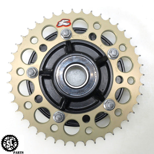 08 09 SUZUKI GSXR 600 REAR SPROCKET HUB 409U 520 43T S45