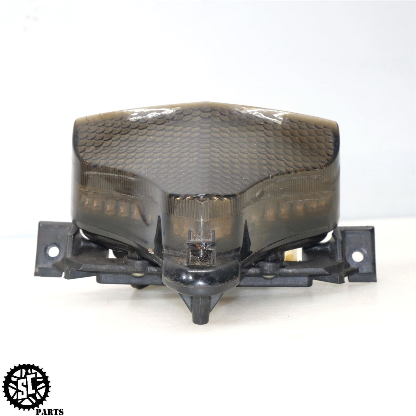 2009-2014 YAMAHA YZF R1 TST INTEGRATED REAR BRAKE TAIL LIGHT BRACKET SMOKED Y42