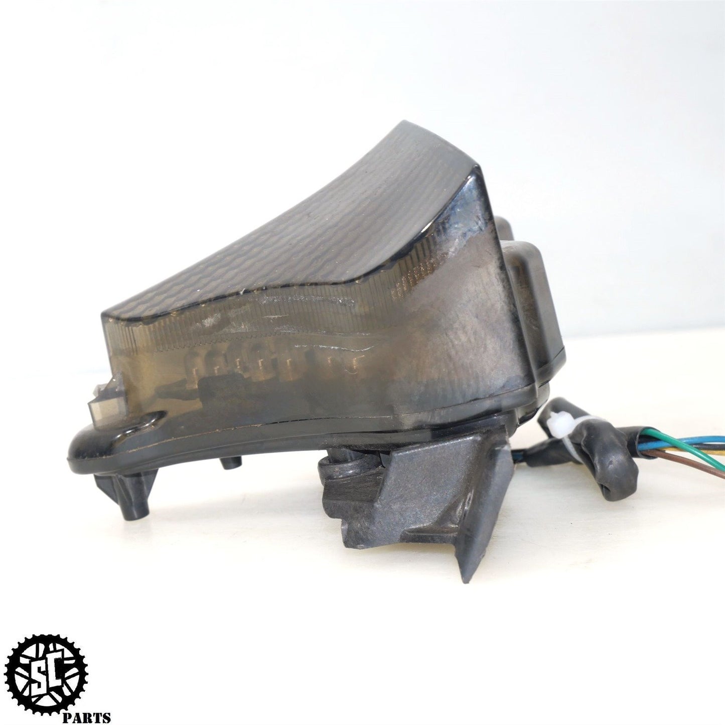 2009-2014 YAMAHA YZF R1 TST INTEGRATED REAR BRAKE TAIL LIGHT BRACKET SMOKED Y42