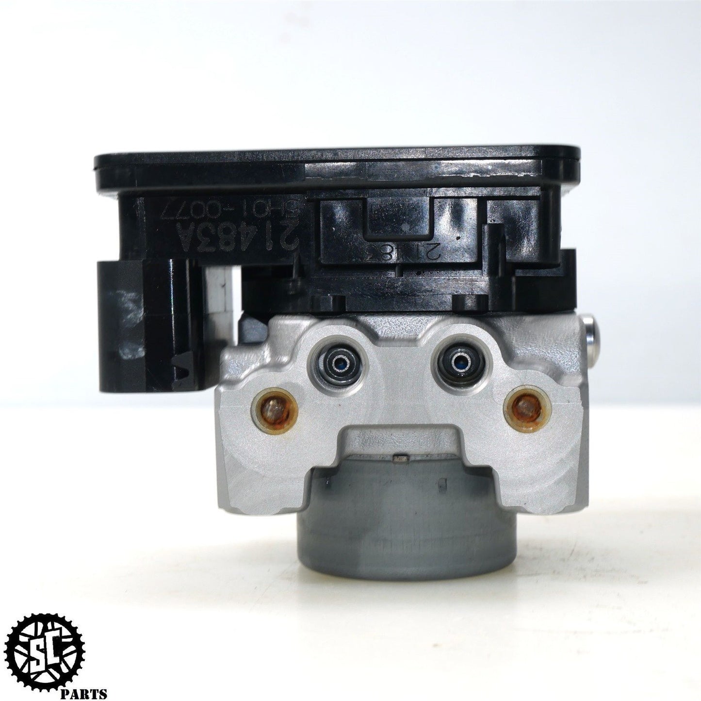 13-17 TRIUMPH DAYTONA 675 R ABS BRAKE PUMP MODULE T2021488 T31