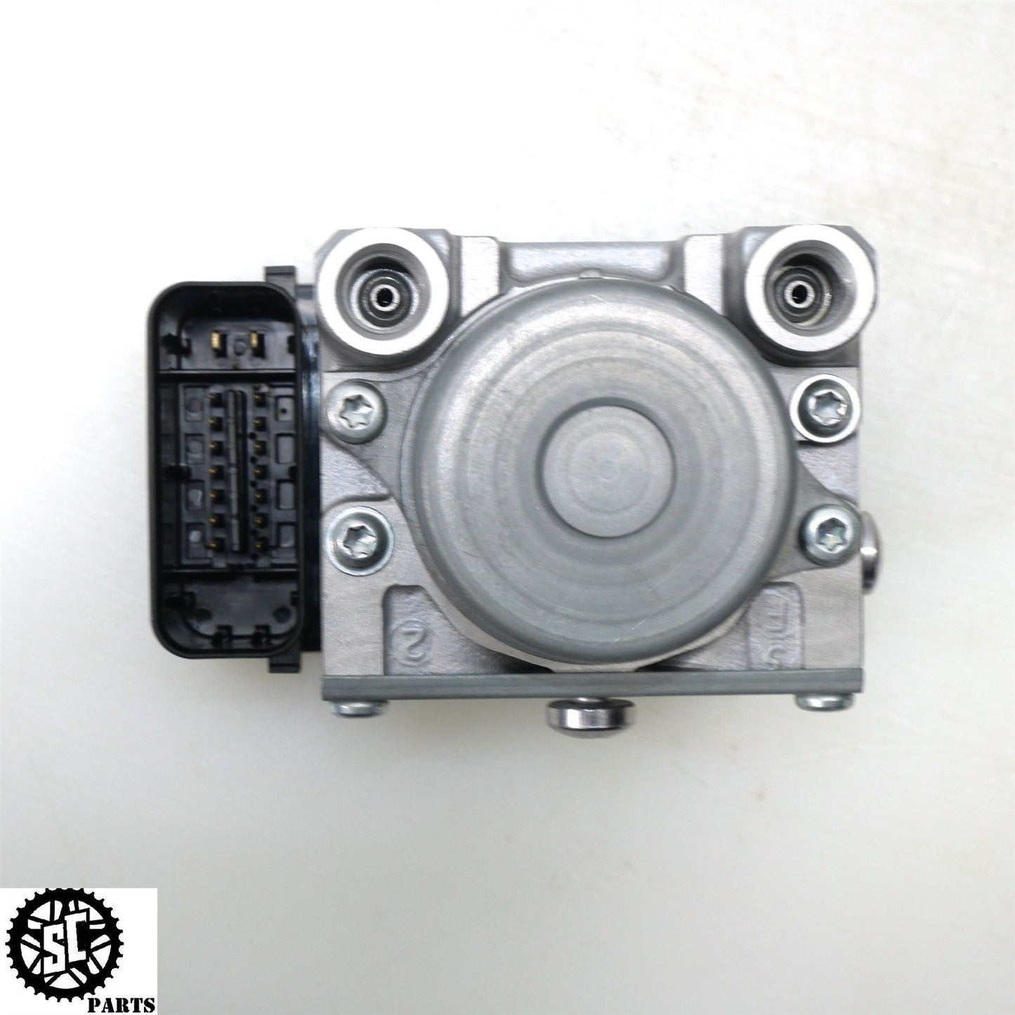 13-17 TRIUMPH DAYTONA 675 R ABS BRAKE PUMP MODULE T2021488 T31