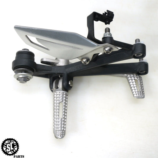 2013-2017 TRIUMPH DAYTONA 675 RIGHT REARSET FRONT FOOT PEG BRAKE PEDAL T31