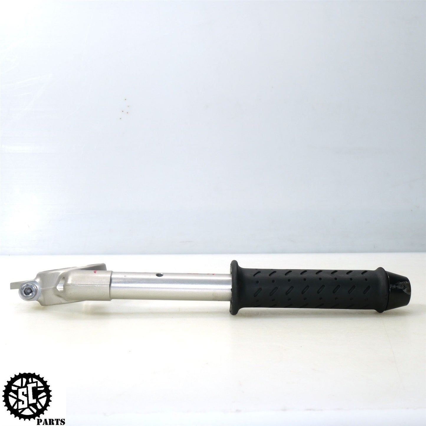 13-17 TRIUMPH DAYTONA 675 R LEFT CLIP ON HANDLEBAR T31