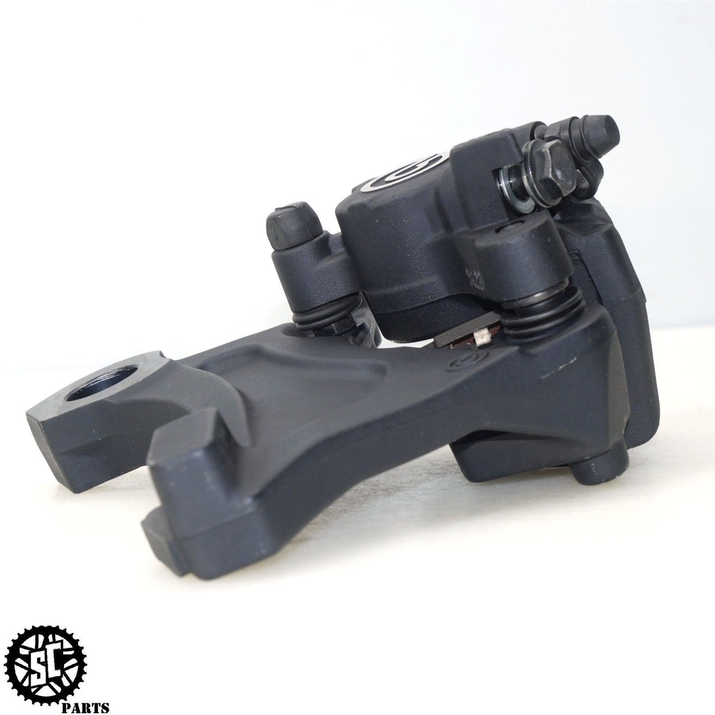 13-17 TRIUMPH DAYTONA 675 R REAR BRAKE CALIPER 2024900 BREMBO BRACKET T31