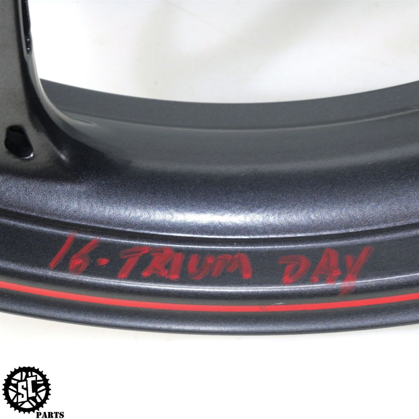 13-17 TRIUMPH DAYTONA 675 R FRONT WHEEL RIM SB T31