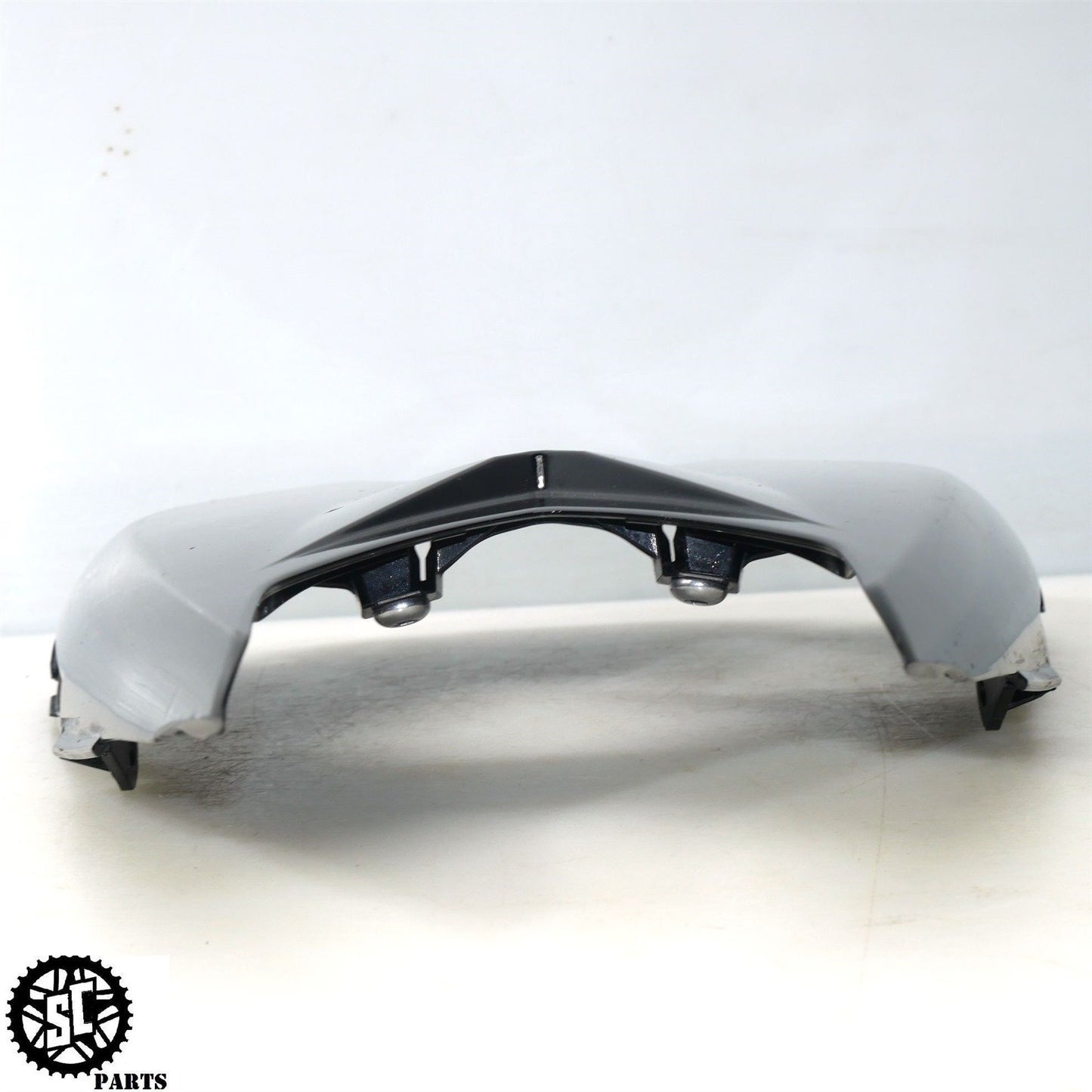 13-17 TRIUMPH DAYTONA 675 R REAR BACK UNDER TAIL LIGHT FAIRING T2309446 T31