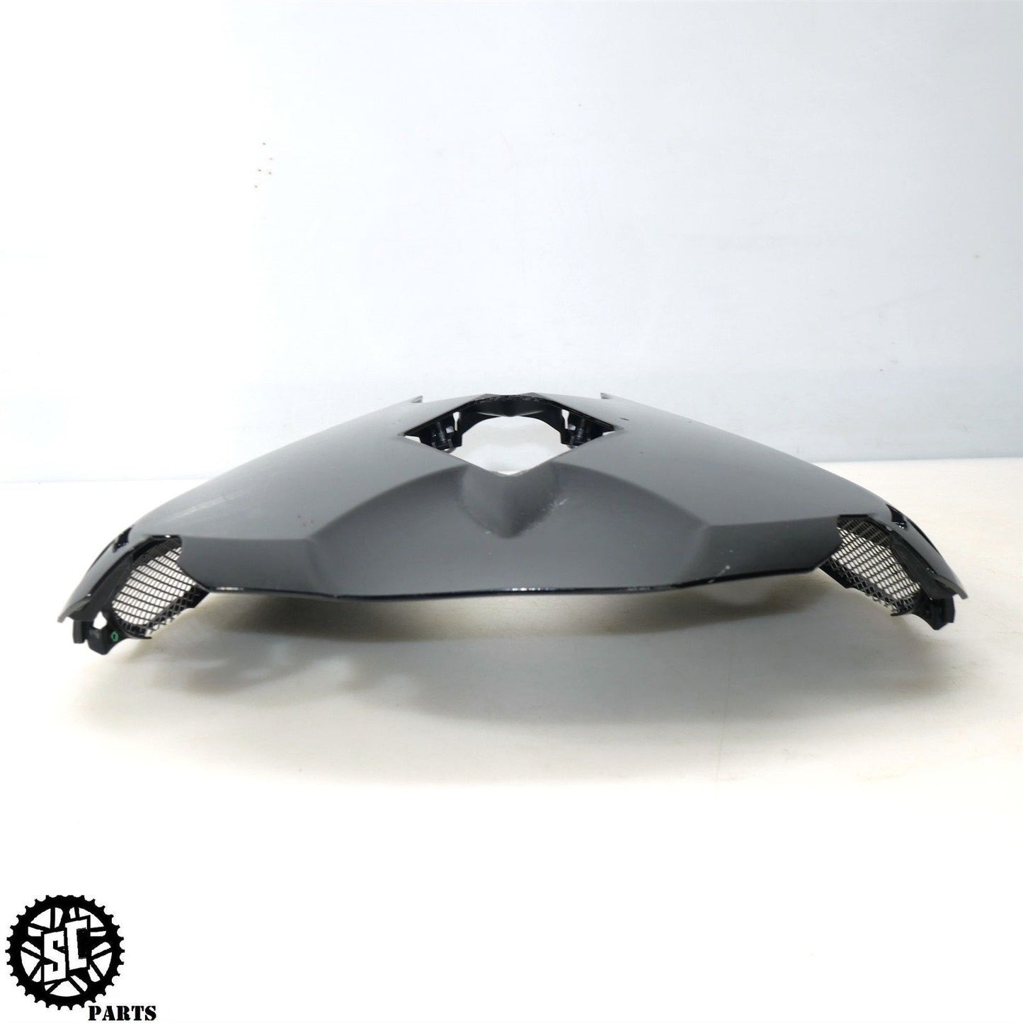 13-17 TRIUMPH DAYTONA 675 R REAR BACK UNDER TAIL LIGHT FAIRING T2309446 T31