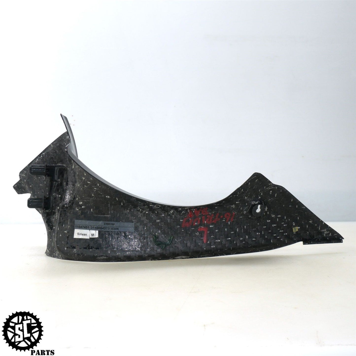 13-17 TRIUMPH DAYTONA 675 R CARBON FIBER RIGHT INNER DASH FAIRING 2309398 T31