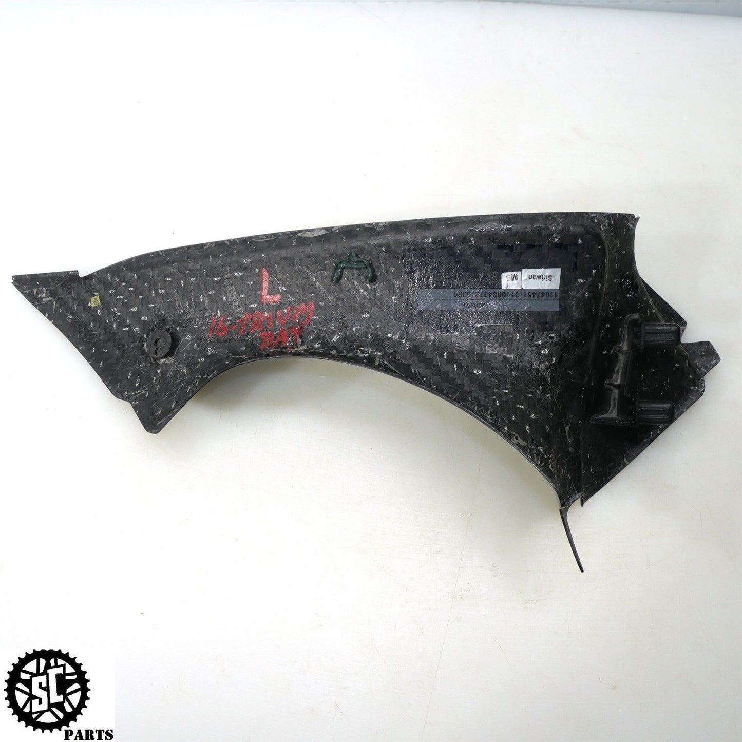 13-17 TRIUMPH DAYTONA 675 R CARBON FIBER RIGHT INNER DASH FAIRING 2309398 T31