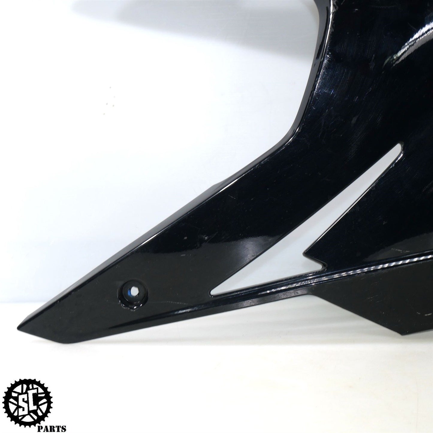 13-17 TRIUMPH DAYTONA 675 R RIGHT SIDE FAIRING UPPER LOWER T31