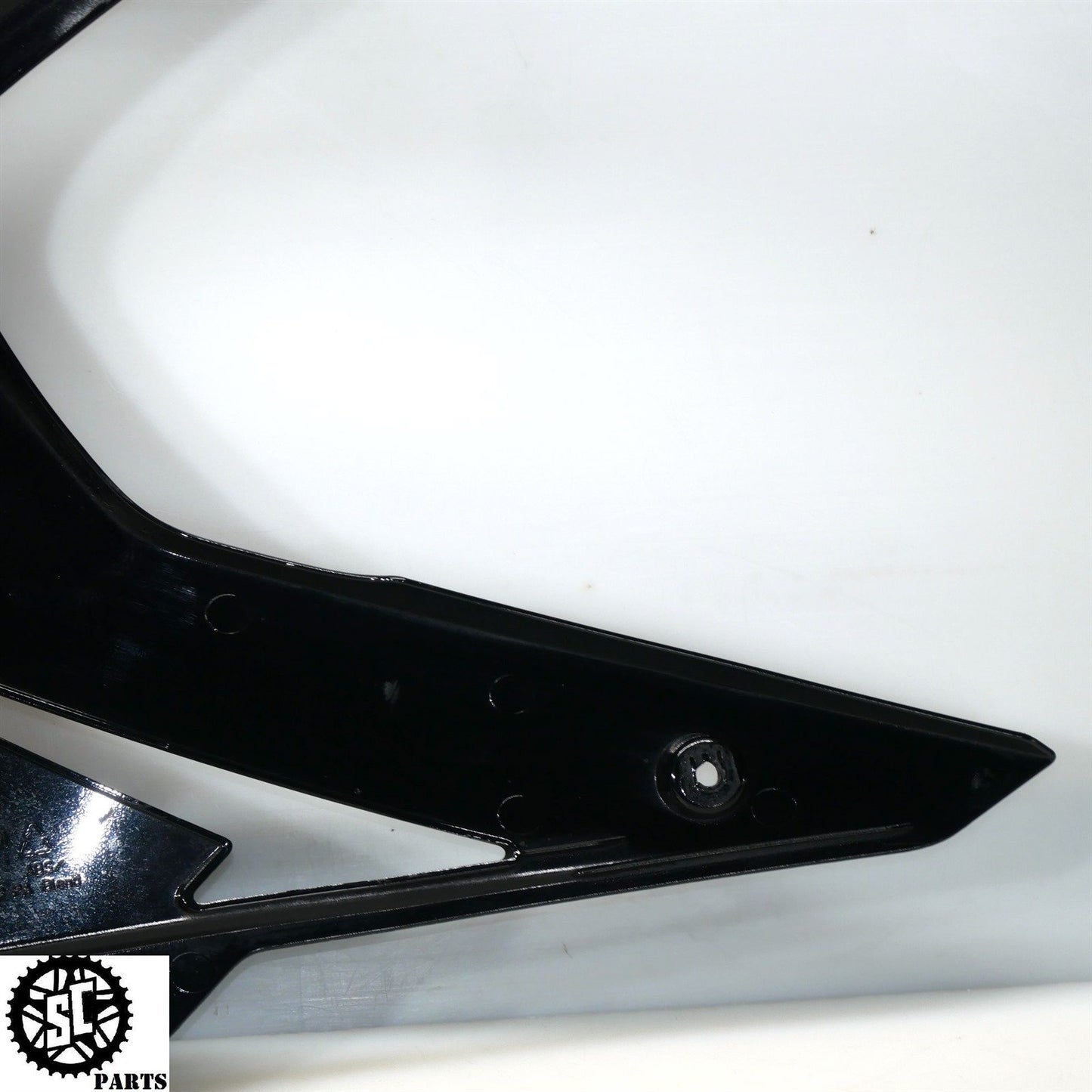 13-17 TRIUMPH DAYTONA 675 R RIGHT SIDE FAIRING UPPER LOWER T31