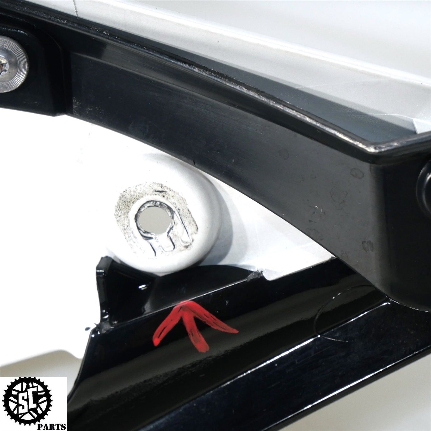 13-17 TRIUMPH DAYTONA 675 R RIGHT SIDE FAIRING UPPER LOWER T31