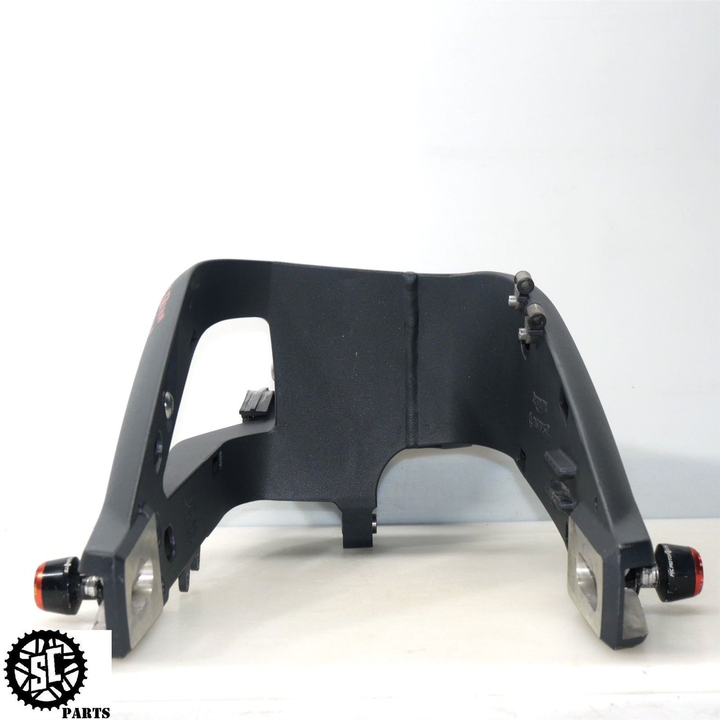 13-17 TRIUMPH DAYTONA 675 R REAR SWINGARM T31