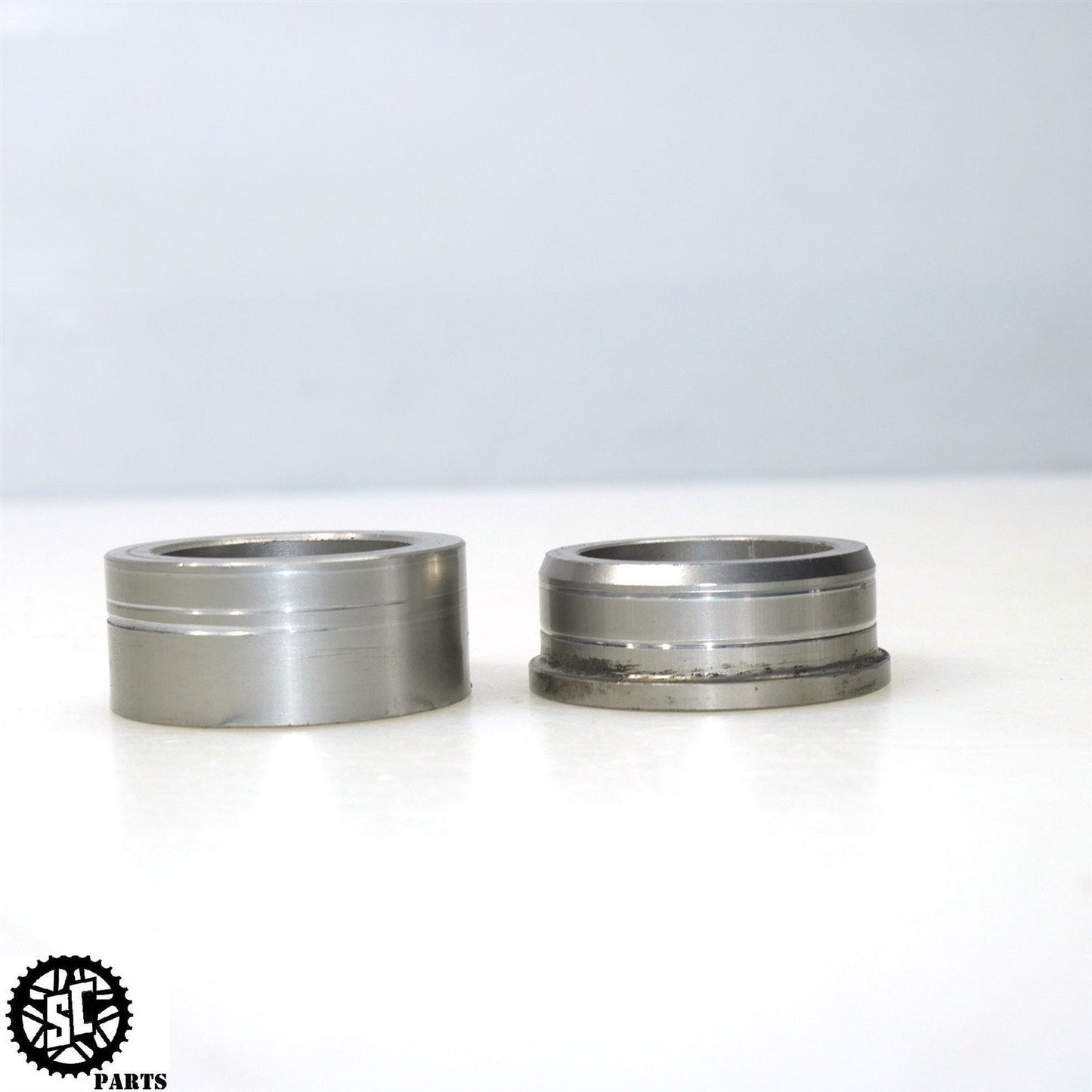 2007 SUZUKI GSXR 600 REAR AXLE WHEEL SPACERS S71