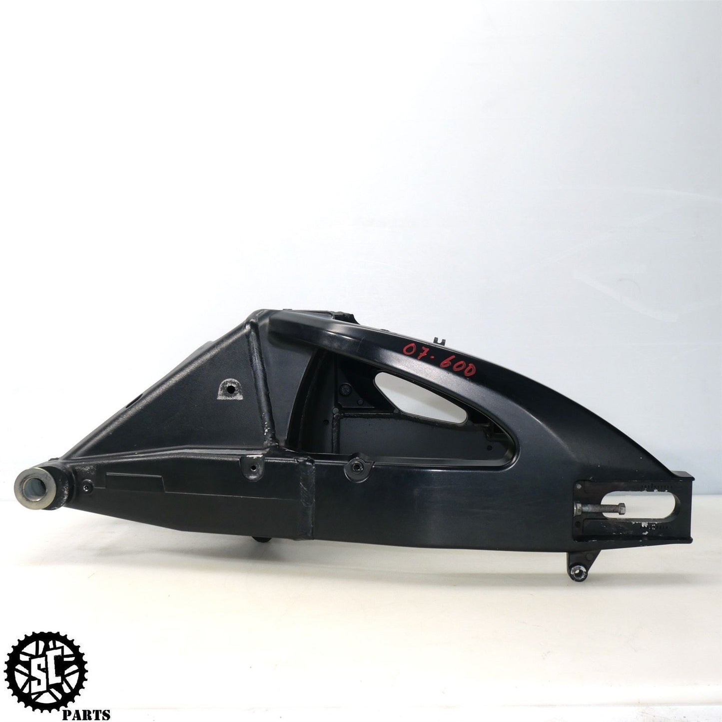2007 SUZUKI GSXR 600 REAR SWINGARM S71
