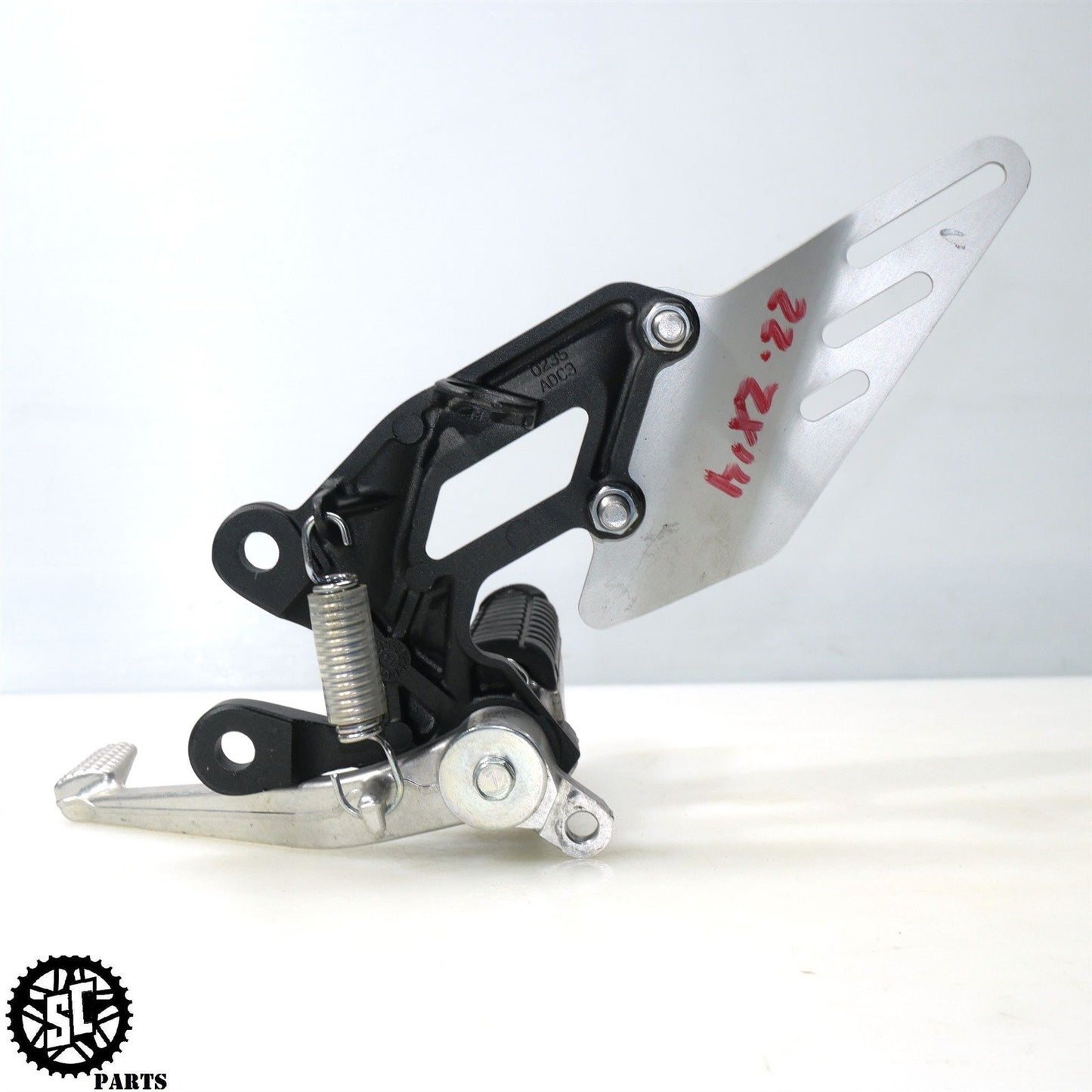 2022 16-23 KAWASAKI NINJA ZX14R RIGHT REARSET PEG BRACKET BRAKE PEDAL K55