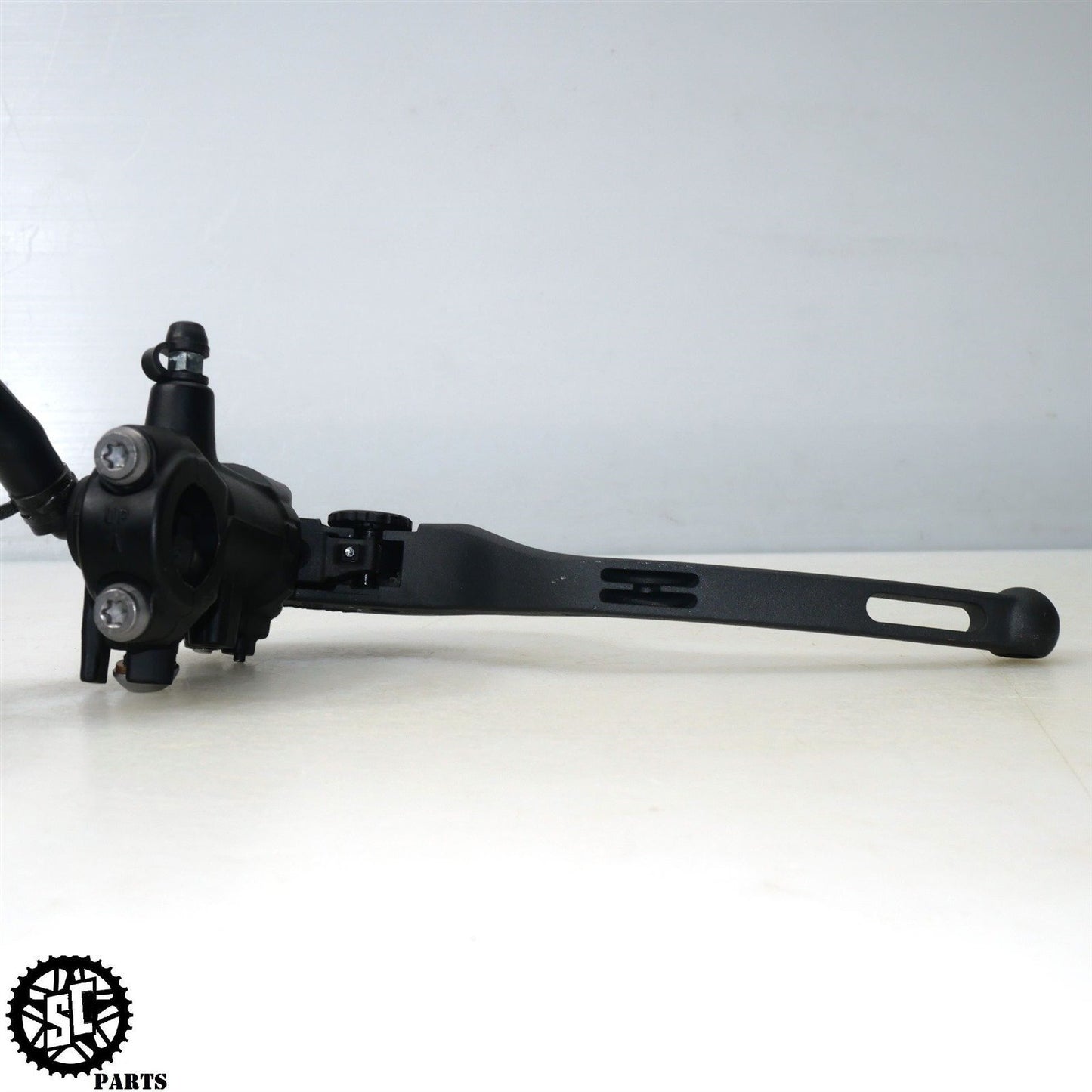 20-23 BMW S1000RR FRONT BRAKE MASTER CYLINDER LEVER B32