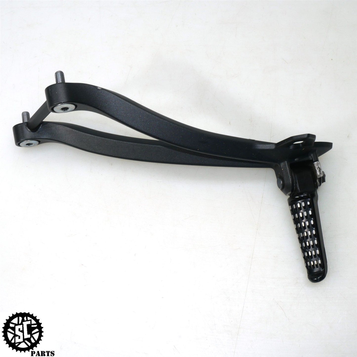 2022 19-23 KAWASAKI NINJA ZX6R 636 LEFT REAR PASSENGER PEG BRACKET 34