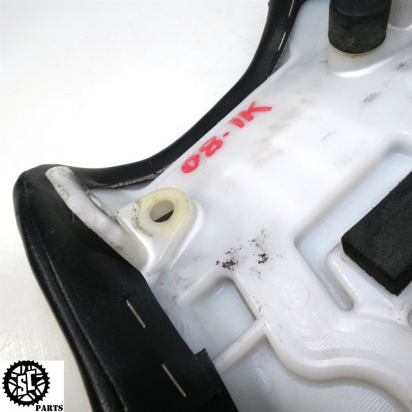 2008 SUZUKI GSXR 1000 FRONT SEAT EXTRA PADDED S50