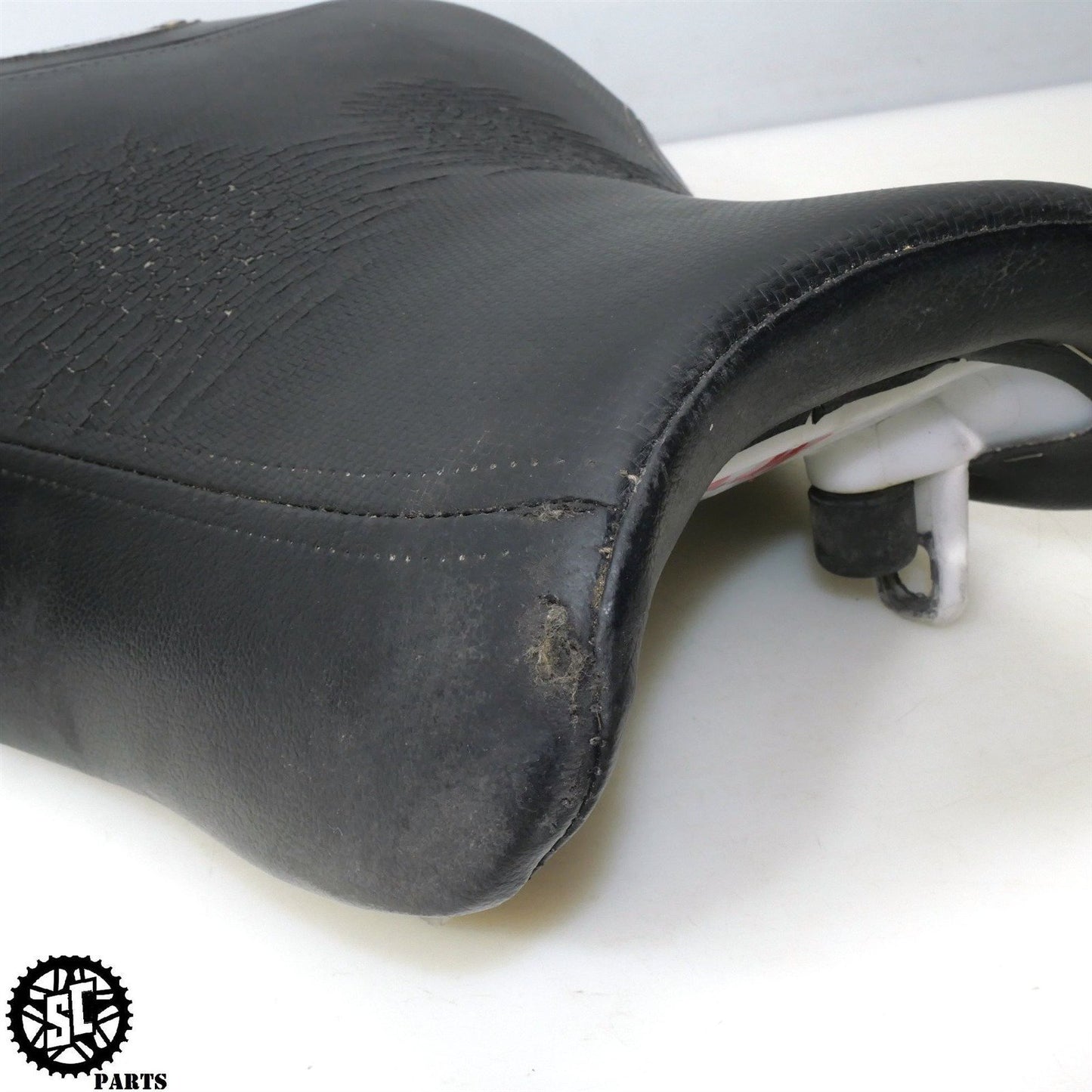 2008 SUZUKI GSXR 1000 FRONT SEAT EXTRA PADDED S50