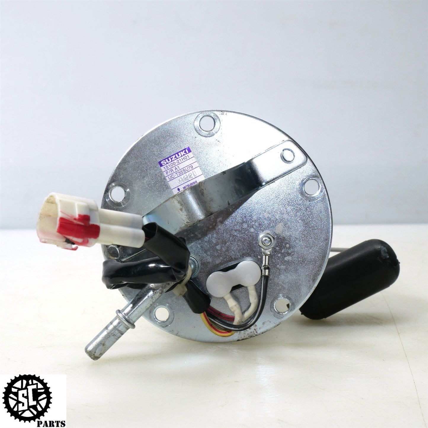 2008 SUZUKI GSXR 1000 FUEL PUMP 15100-21H01 S50