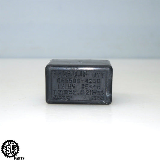 2012 SUZUKI GSXR 1000 FLASHER RELAY S60