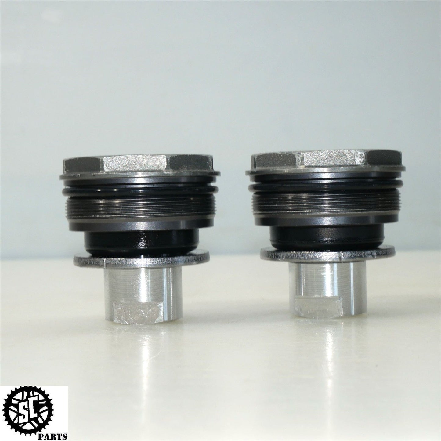 2012 SUZUKI GSXR 1000 FRONT FORK TUBE PRE LOAD ADJUSTER CAP S60