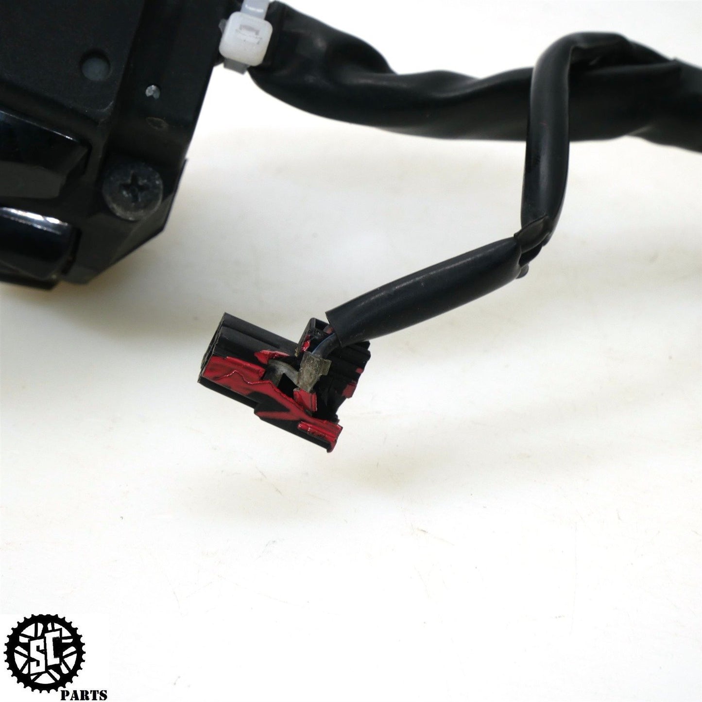 2012 SUZUKI GSXR 1000 RIGHT CONTROL START STOP SWITCH 37200-47H30 S60