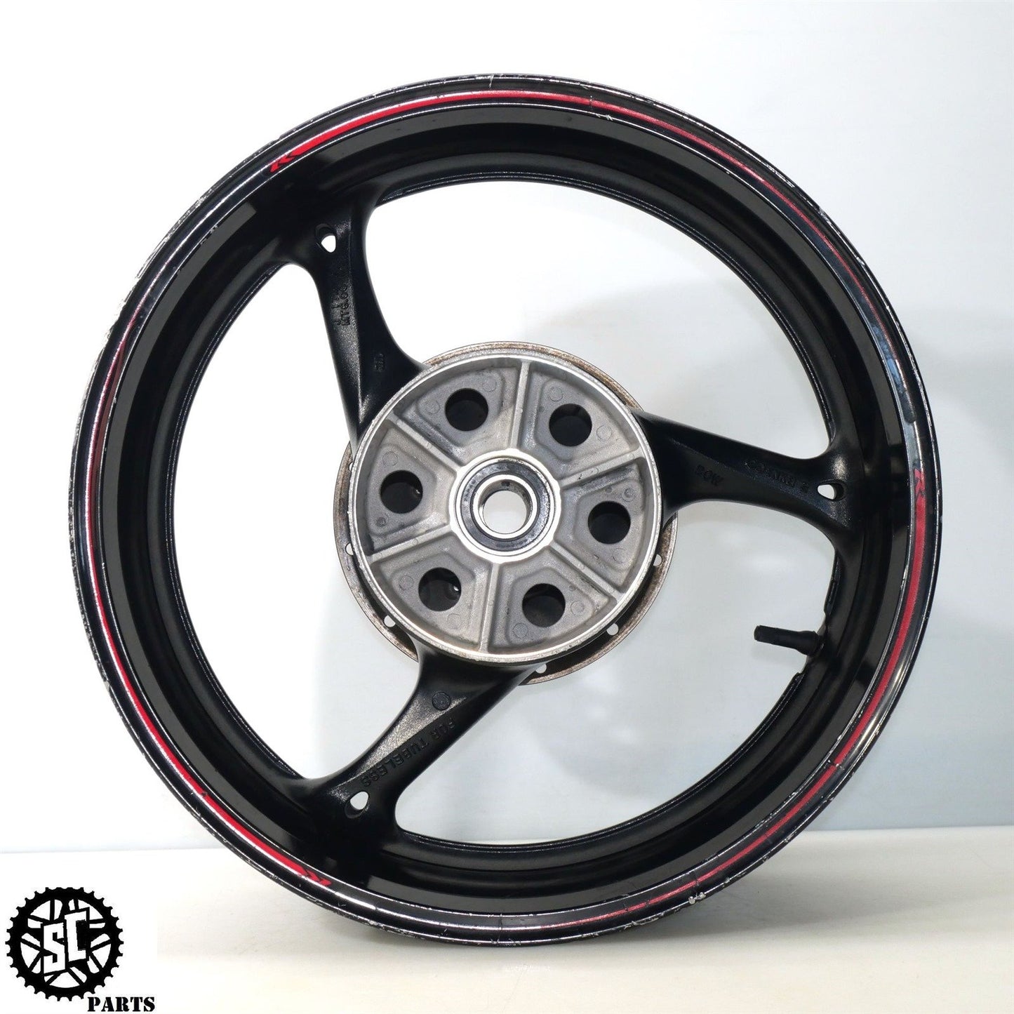 2012 SUZUKI GSXR 1000 REAR WHEEL RIM SB S60