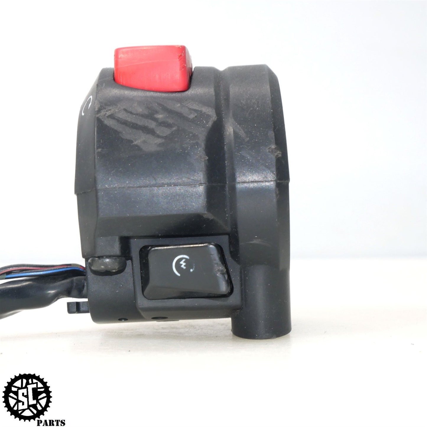 07 SUZUKI GSXR 600 RIGHT CONTROL SWITCH 3720001H30 S54
